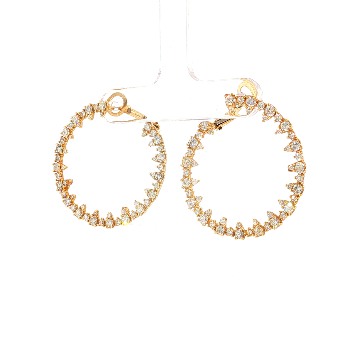 Diamant-Creolen in Gelbgold mit asymmetrischem Besatz
