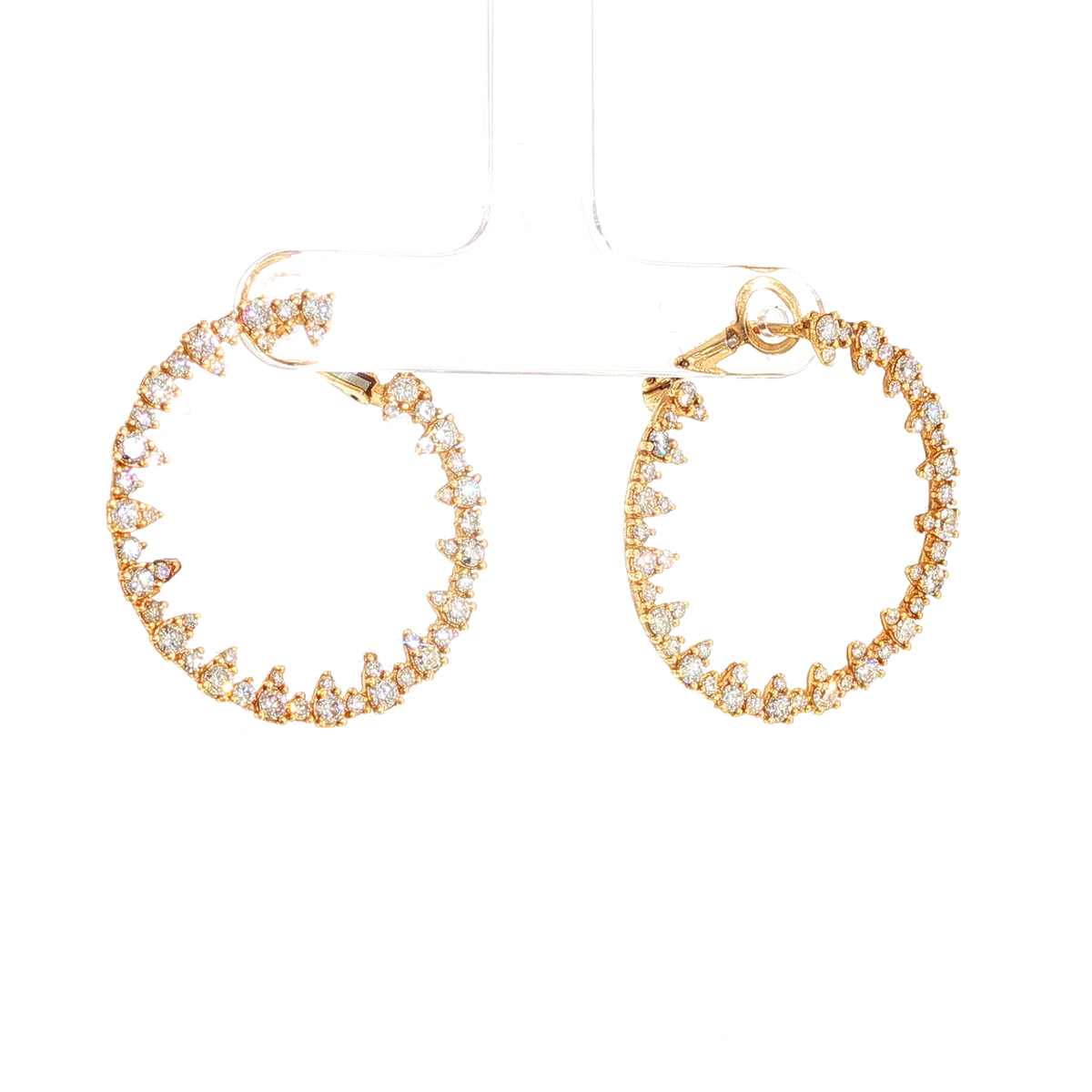 Diamant-Creolen in Gelbgold mit asymmetrischem Besatz