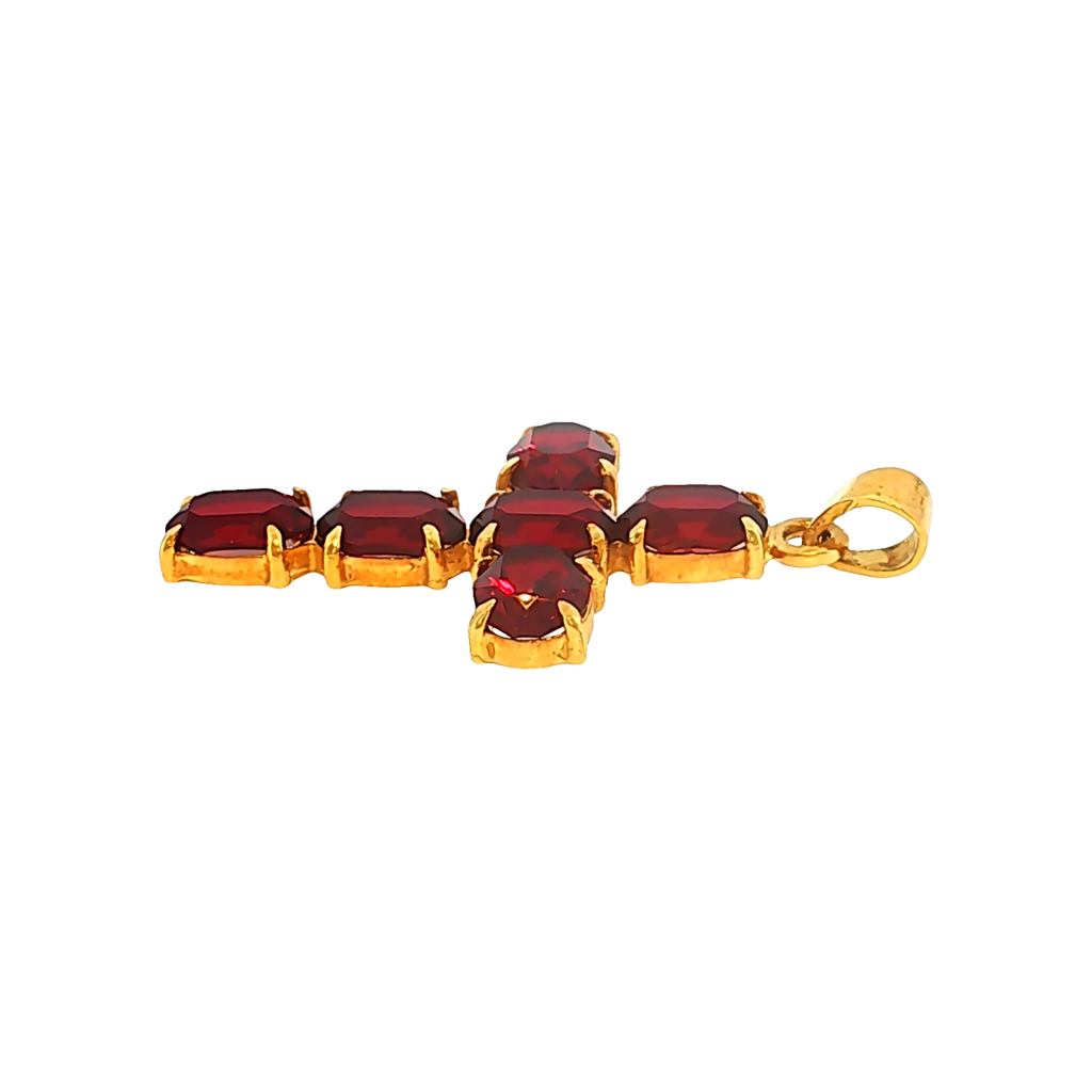 Kreuz-Anhänger mit Rhodolithen in Gelbgold