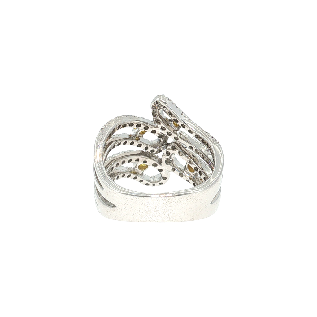 Cocktailring aus Weißgold mit Fancy Yellow Diamanten